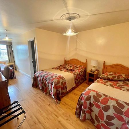 Goldendawn Guest House Citywest Dış mekan fotoğraf